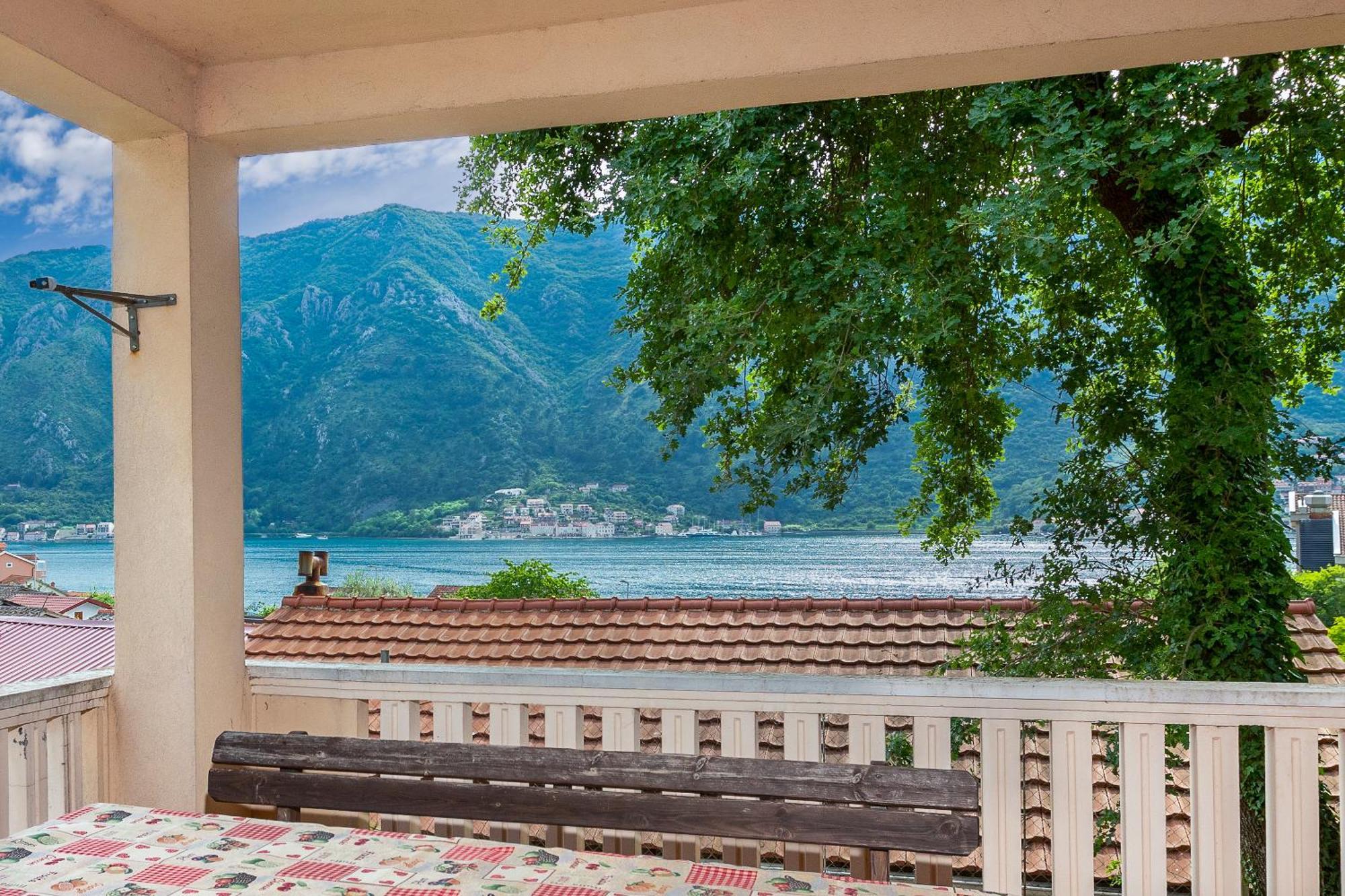 Apartment Vladimir Kotor Exterior photo